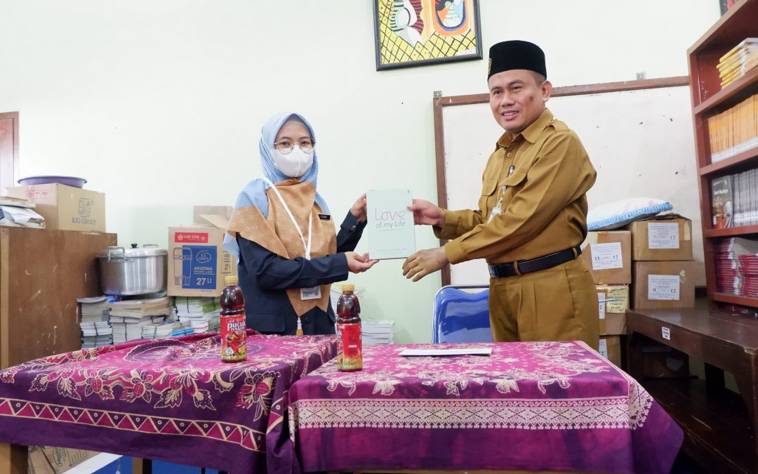 Layanan Ekstensi UPT Perpustakaan Universitas Islam Sultan Agung Semarang di Perpustakaan SMA Islam Sultan Agung 3 Semarang